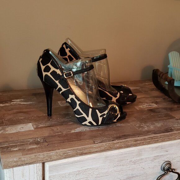 Steve Madden Shoes - Steve Madden Shoes